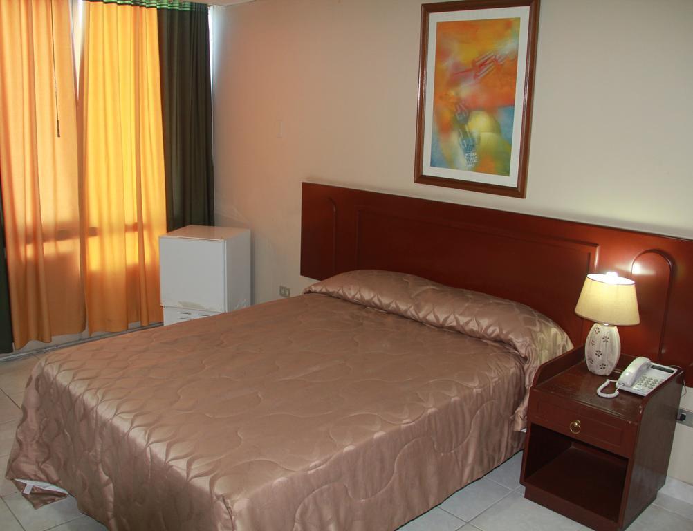 Hotel La Torre Guayaquil Pokoj fotografie