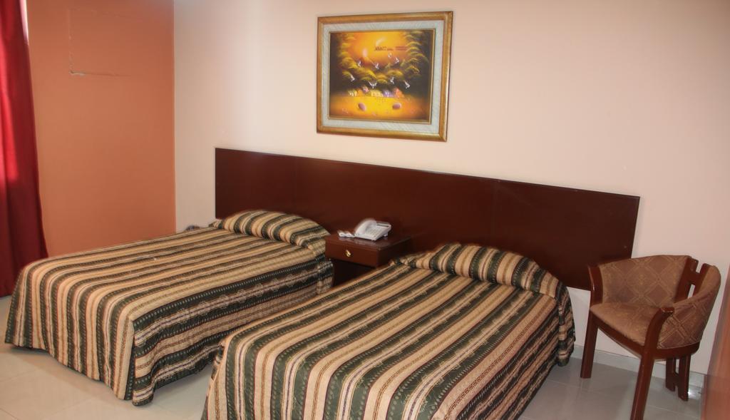 Hotel La Torre Guayaquil Pokoj fotografie