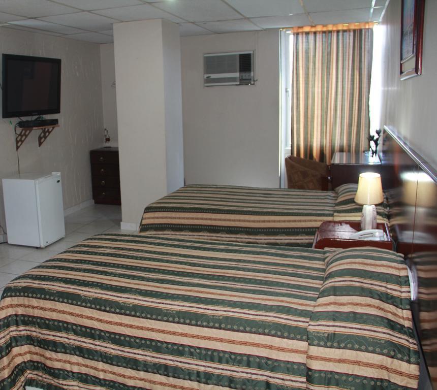 Hotel La Torre Guayaquil Pokoj fotografie