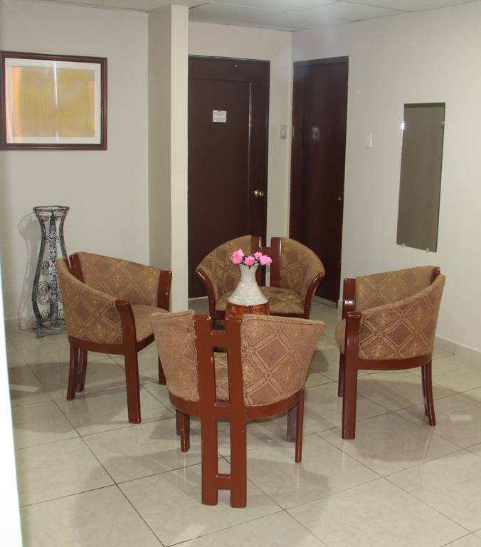 Hotel La Torre Guayaquil Pokoj fotografie